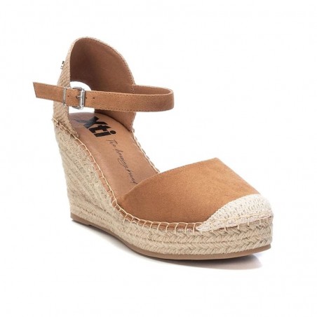 Cuñas Mujer XTI 142382 Camel