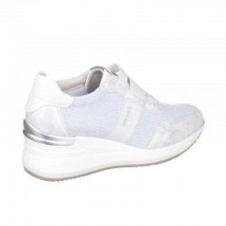 Sneakers Mujer Zapp 253 Plata