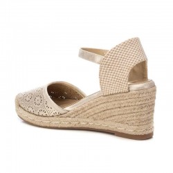 Cuñas Mujer XTI 143843 Oro