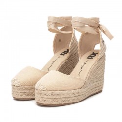 Cuñas Mujer XTI 142381 Beig