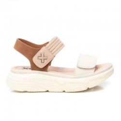 Sandalias Planas Mujer XTI 143986 Beig